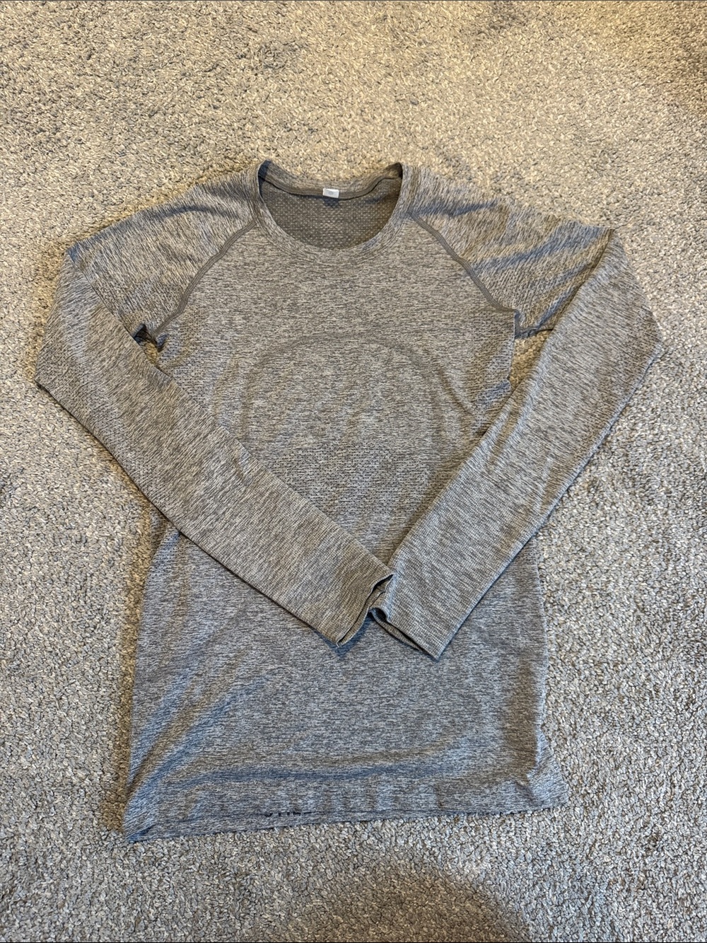 lululemon long sleeve top